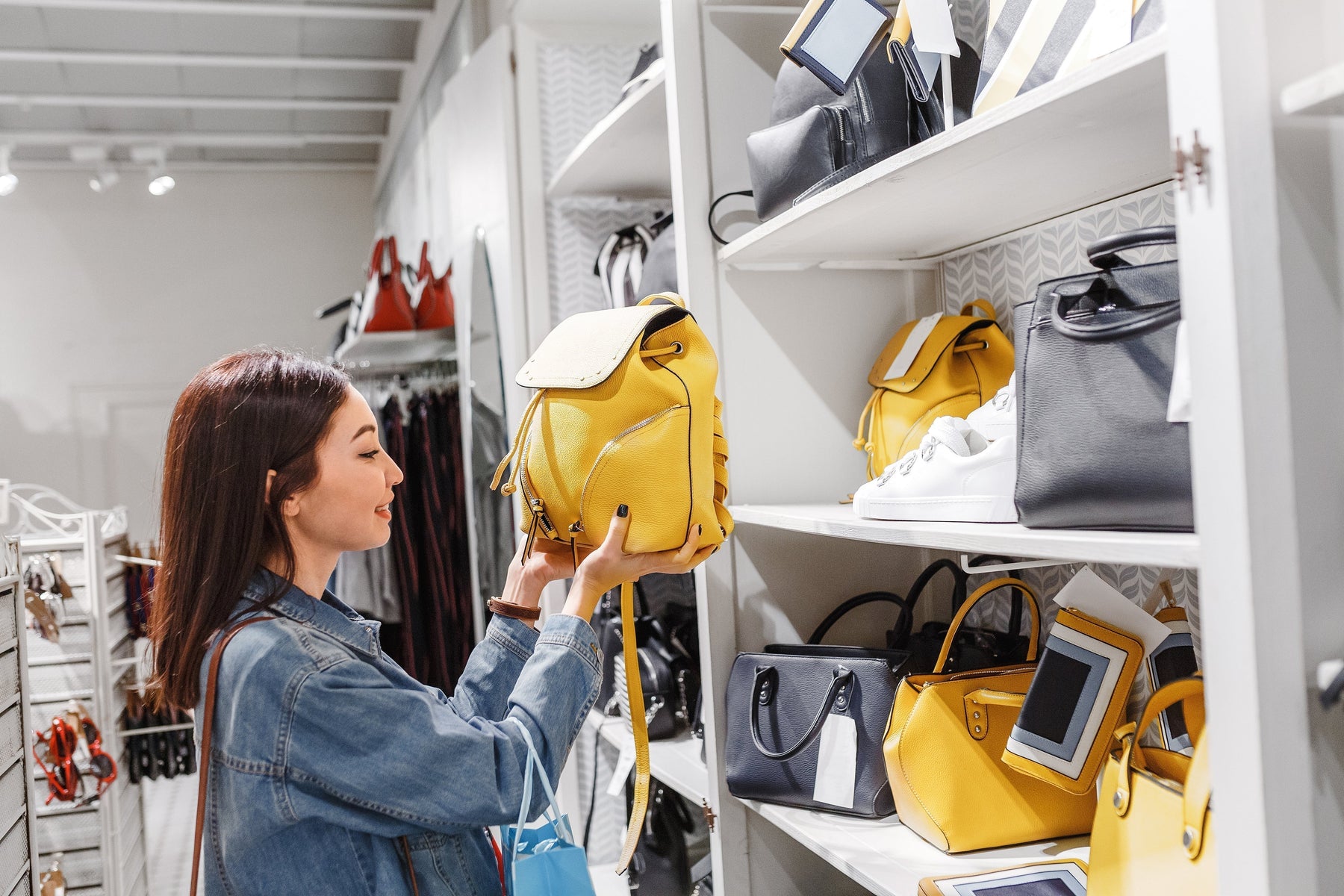 Cheap Mini Backpacks: Buying Wholesale to Increase Profitability for Retailers